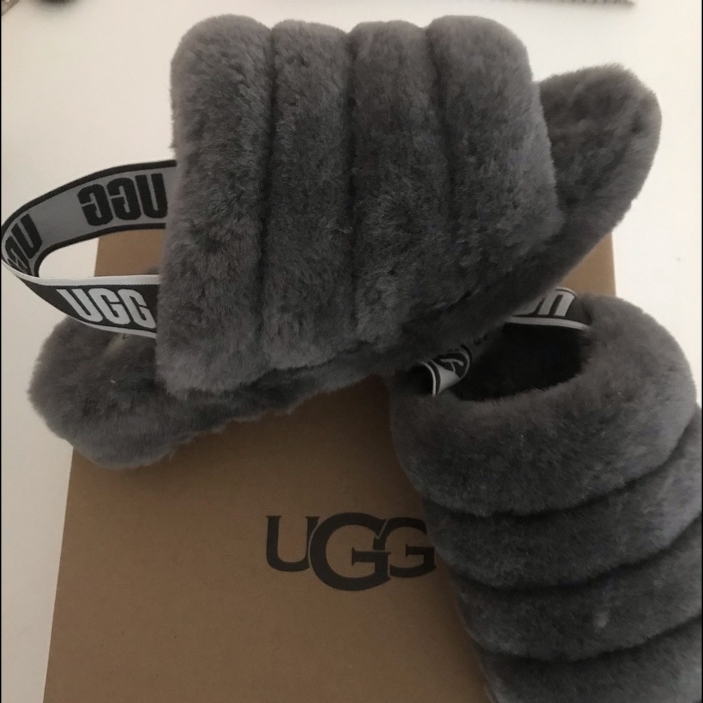 UGG SLIPPERS, GREAT CONDITION
